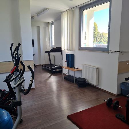 Corner Hotel Angyalfoeld Budapest Luaran gambar