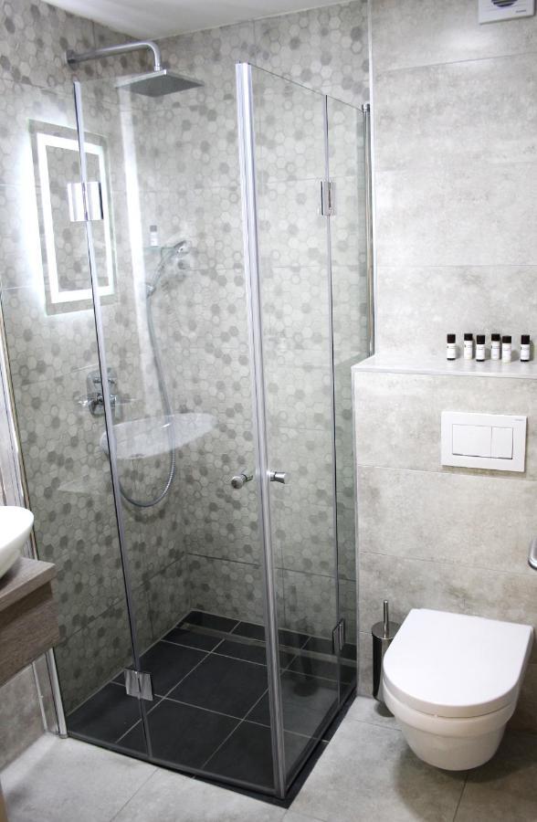 Corner Hotel Angyalfoeld Budapest Luaran gambar